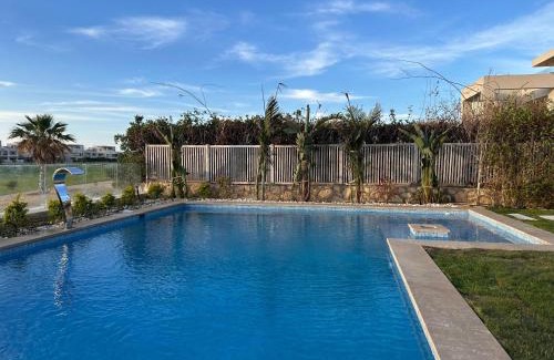 Sidi Abd El-Rahman Ski Chalet | Hacienda Bay Private Pool with Jacuzzi