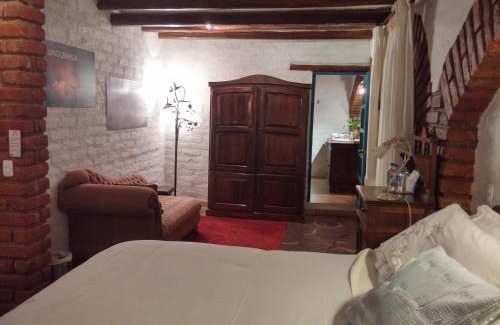 Pifo Hotel | Hacienda Jimenita Wildlife Reserve