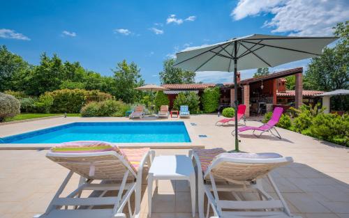 Muntic House | Hacienda RoseMary