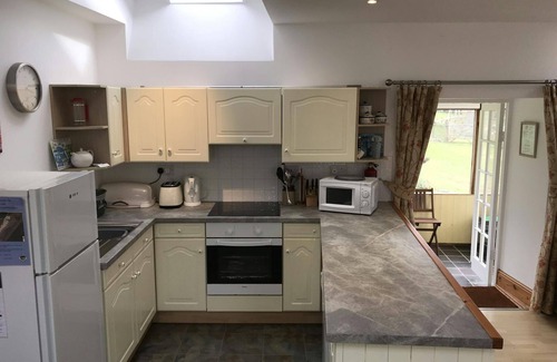 Llanybri Cottage | Hafan, Llansteffan - One Bedroom Cottage, Sleeps 2