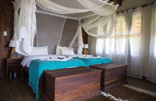 Rundu Cabin | Hakusembe River Lodge