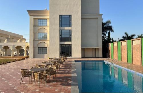 Pardi Hotel | Haldi Kumkum Resort