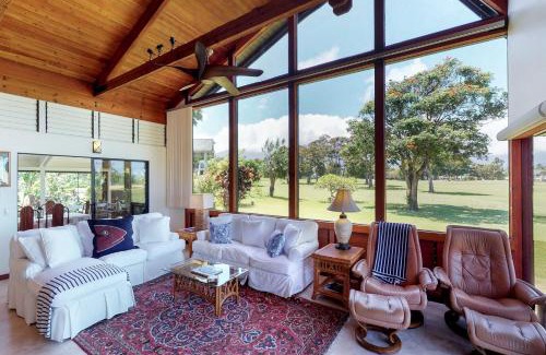 Princeville House | Hale On'tario - 2 Bedroom plus Loft