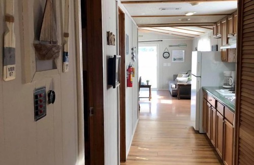 Lupton City Cabin | Hales Bar Marina and Resort