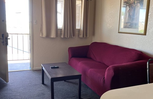 Killeen Hotel | Hallmark Inn and Suites