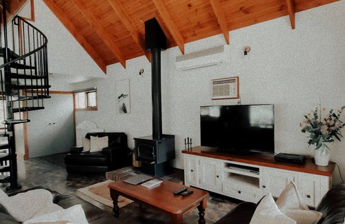 Halls Gap Cabin | Halls Gap 'Bush Lodge' Retreat