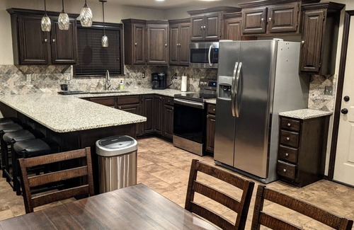 Catoosa House | Halona House: Walking distance to Hard Rock Casino!