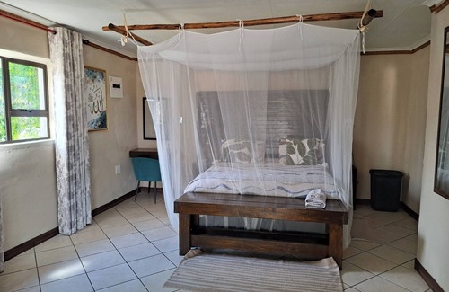Musina Cabin | Hambana Lifestyle Lodge