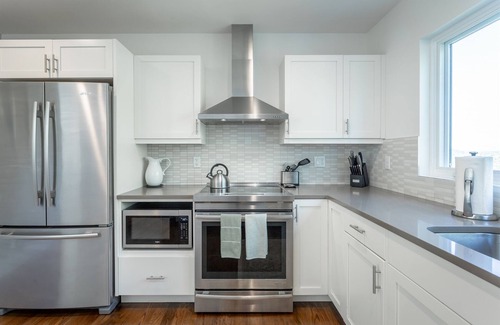 Northside House | Hamilton Villa | Walking Distance to Downtown | 3 BED 3BTH | 3 Bed, 3 Bath