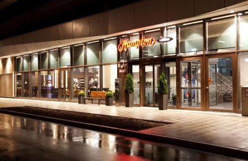Berg am Laim Hotel | Hampton By Hilton Munich City Center East