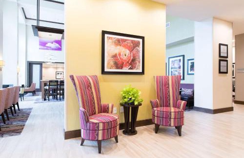 Cape Fear Hotel | Hampton Inn and Suites Fayetteville, NC