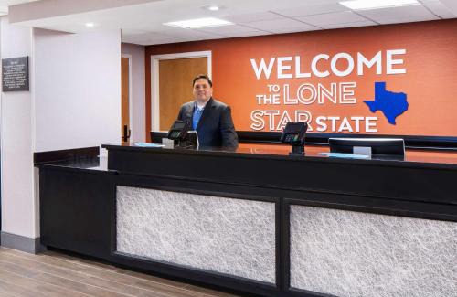 St. Johns Hotel | Hampton Inn Austin North