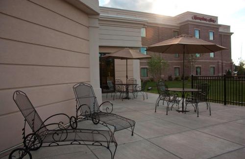 Burlington Hotel | Hampton Inn - Burlington