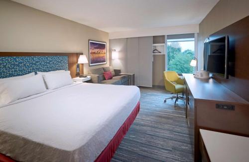 Mechanicsburg Hotel | Hampton Inn by Hilton Harrisburg West