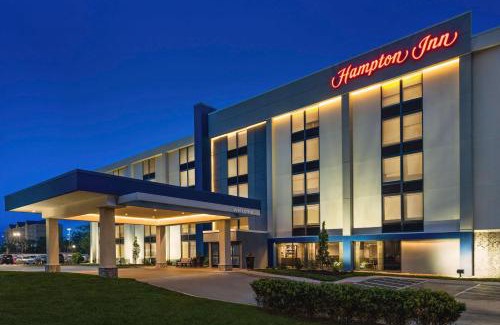 Schiller Park Hotel | Hampton Inn Chicago-O'Hare International Airport