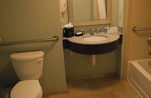Colby Hotel | Hampton Inn Colby