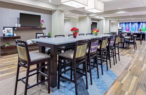 Cranbury Hotel | Hampton Inn Cranbury