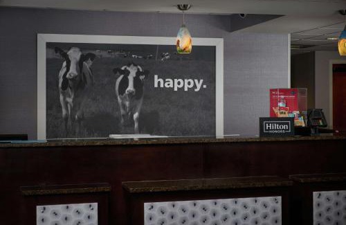 Hanover Hotel | Hampton Inn Hanover