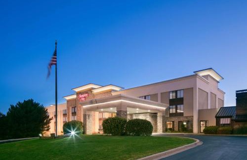 Coralville Hotel | Hampton Inn Iowa City/Coralville