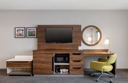 North Las Vegas Hotel | Hampton Inn Las Vegas North Speedway