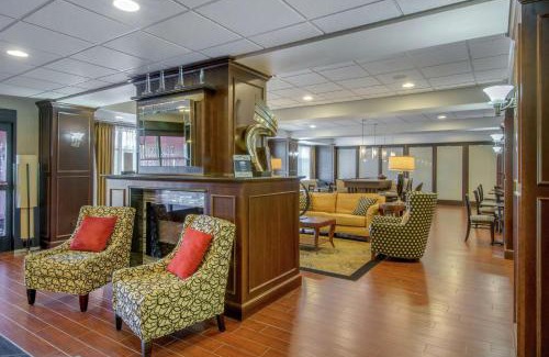 Meadville Hotel | Hampton Inn Meadville