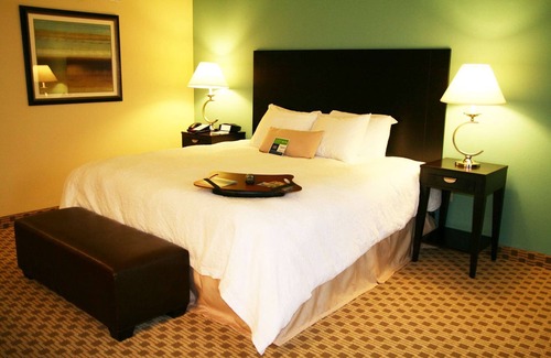 Orange Hotel | Hampton Inn Orange