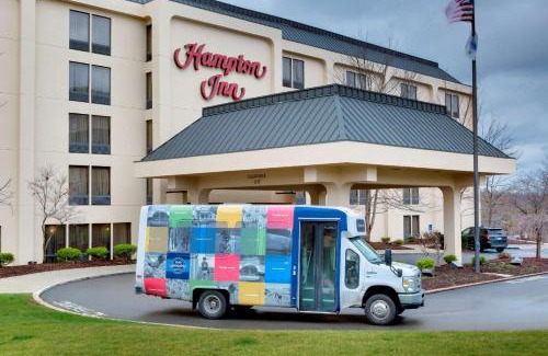 Moon Township Hotel | Hampton Inn Pittsburgh/Airport