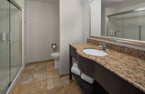 East Irondequoit Hotel | Hampton Inn Rochester Irondequoit
