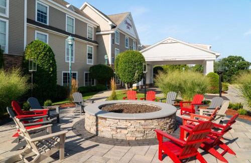 Wakefield-Peacedale Hotel | Hampton Inn South Kingstown - Newport Area