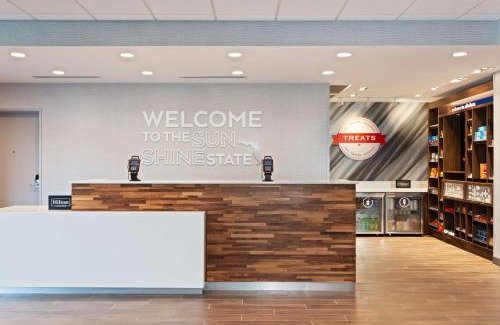 Alachua Hotel | Hampton Inn & Suites Alachua I-75, FL