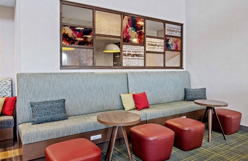 Dent Hotel | Hampton Inn & Suites Cincinnati West