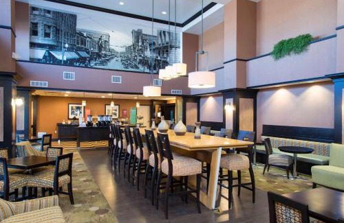 Danville Hotel | Hampton Inn & Suites Danville