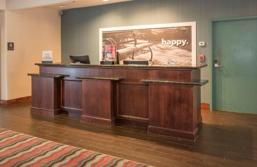 Englewood Hotel | Hampton Inn & Suites Dayton-Airport