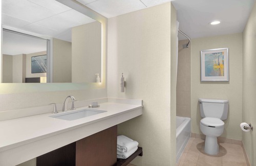 Downers Grove Hotel | Hampton Inn & Suites Downers Grove Chicago
