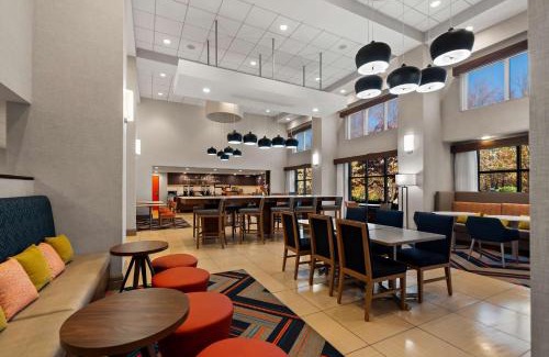 Mount Vernon Hotel | Hampton Inn & Suites Fort Belvoir Alexandria South