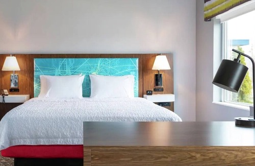 Howell Hotel | Hampton Inn & Suites Howell