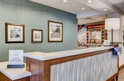 Manchester Hotel | Hampton Inn & Suites Manchester, TN