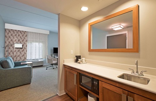 Wendel Hotel | Hampton Inn & Suites North Huntingdon-Irwin