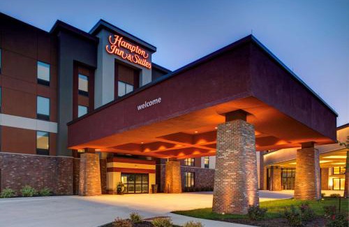 Pittsburg Hotel | Hampton Inn & Suites Pittsburg Kansas Crossing Casino near Pitt State Univ