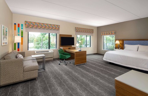 Raleigh Hotel | Hampton Inn & Suites Raleigh Midtown
