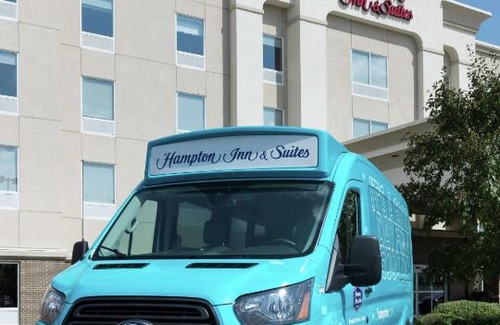 Rochester Hotel | Hampton Inn & Suites Rochester-North
