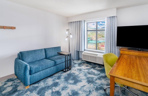 Silverthorne Hotel | Hampton Inn & Suites Silverthorne
