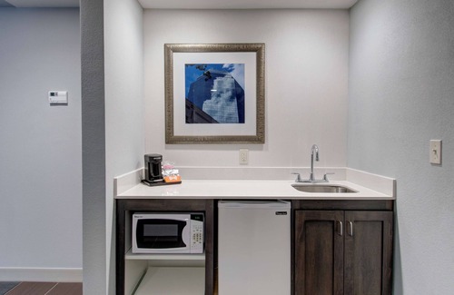 Springfield Hotel | Hampton Inn & Suites Springfield/Downtown