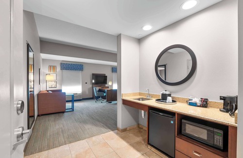 St. Louis Hotel | Hampton Inn & Suites St. Louis/South I-55