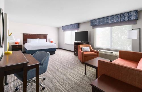 Newbury Park Hotel | Hampton Inn & Suites Thousand Oaks, CA