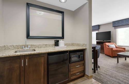 Newbury Park Hotel | Hampton Inn & Suites Thousand Oaks, CA