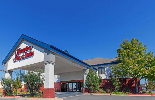 South Tulsa Hotel | Hampton Inn & Suites Tulsa-Woodland Hills