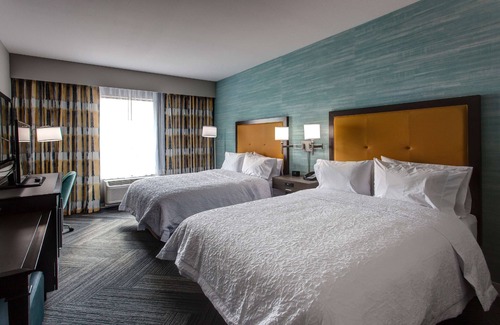 Wichita Hotel | Hampton Inn & Suites Wichita/Airport