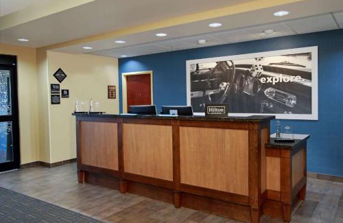 Winfield Hotel | Hampton Inn Winfield
