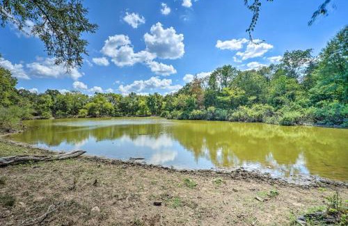 Nashoba Apartment | Hand-Built Black Fork Cabin 2 with Fire Pit!